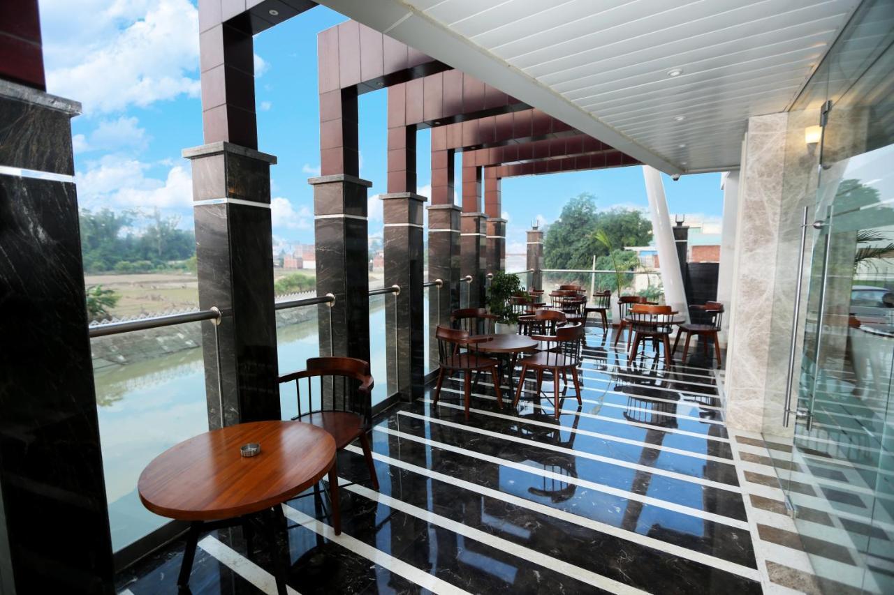 Comfort Inn Benares Экстерьер фото